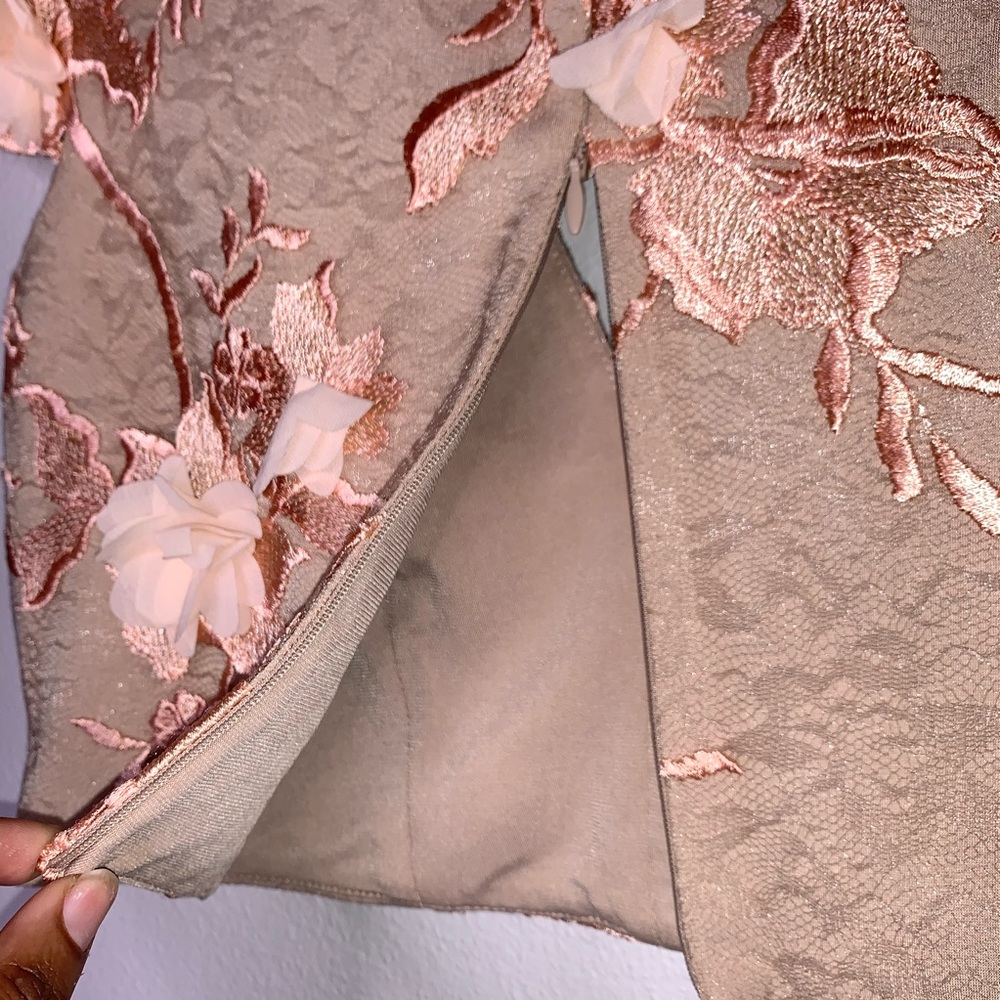 DRESS THE POPULATION | Two Piece Midi Skirt Set - Picture 15 of 16